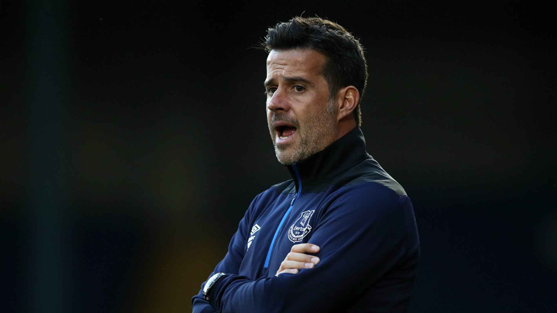 让我们谨记 让我们谨记